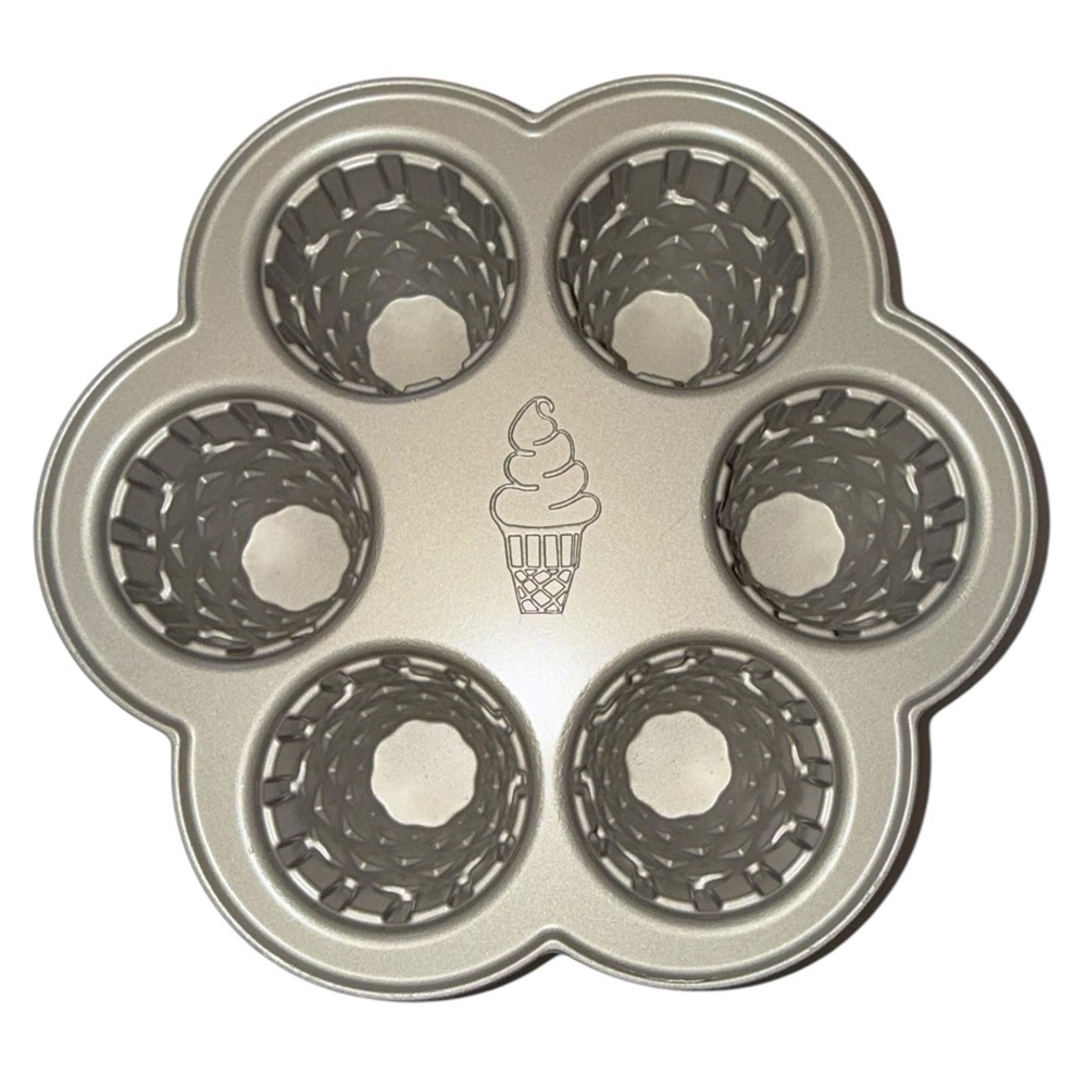 Williams Sonoma Nordic Ware Nonstick Cast Aluminum Ice Cream Cone Cake Pan - Picture 2 of 7